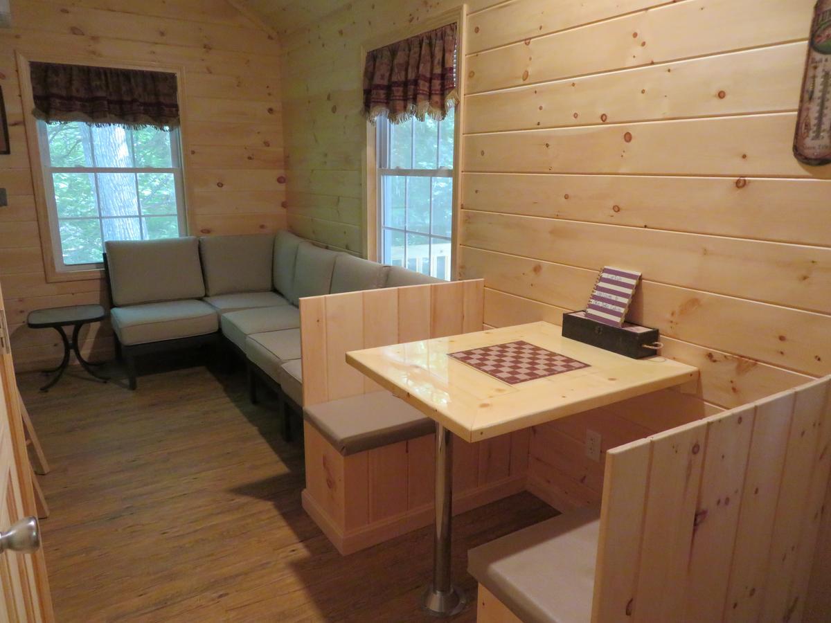 Okie Dokie Cabins Tamworth Esterno foto
